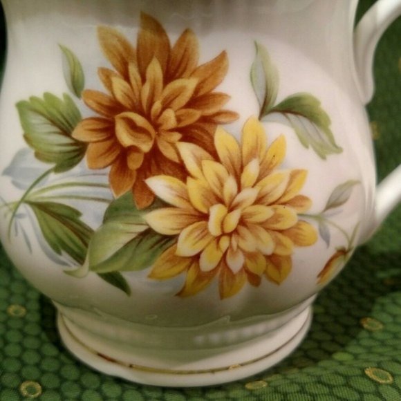 Vintage October Chrysanthemum Mug & Trinket Dish, SET/2 Fall October Birthday - Picture 3 of 12